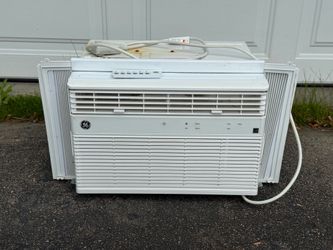 GE Window AC 8k BTU Smart Wi-Fi