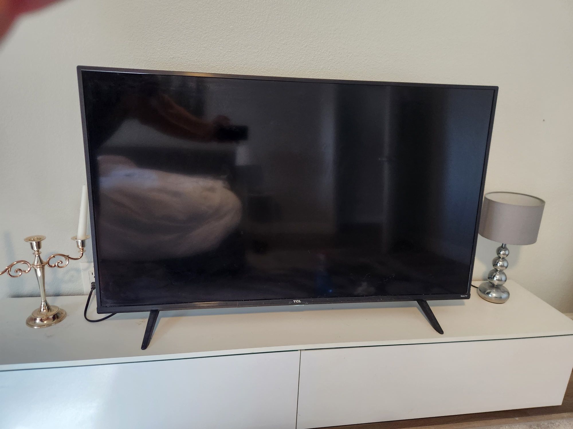 TCL 50” Class 4-Series 4K UHD HDR Roku Smart TV - 50S431