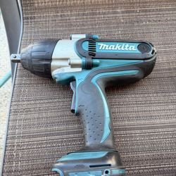 MAKITA TORQUE DRILL