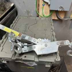 American power Pull Corp. 2 Ton Cable Puller