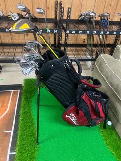 Complete Nike Golf Set With Bag