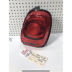 2011 2015 MINI COOPER F56 F57 RIGHT SIDE TAIL LIGHT OEM