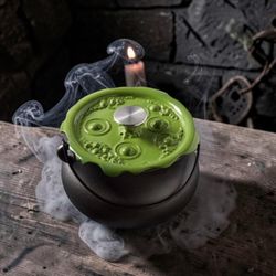 Smith & Clark 4 Quart Cast Iron Cauldron Pot with Green 'Bubbling' Lid -PRESALE
