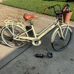 Nakto classic retro EBike Electric Bike 26” 350W 6 speed needs new removable battery  And a tuneup  The sell for over $800 on eBay! 