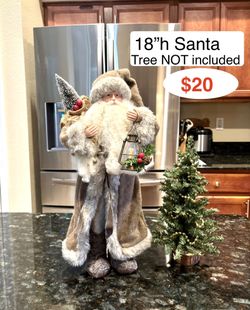 Vintage 18” Santa Christmas decor. Tree NOT included