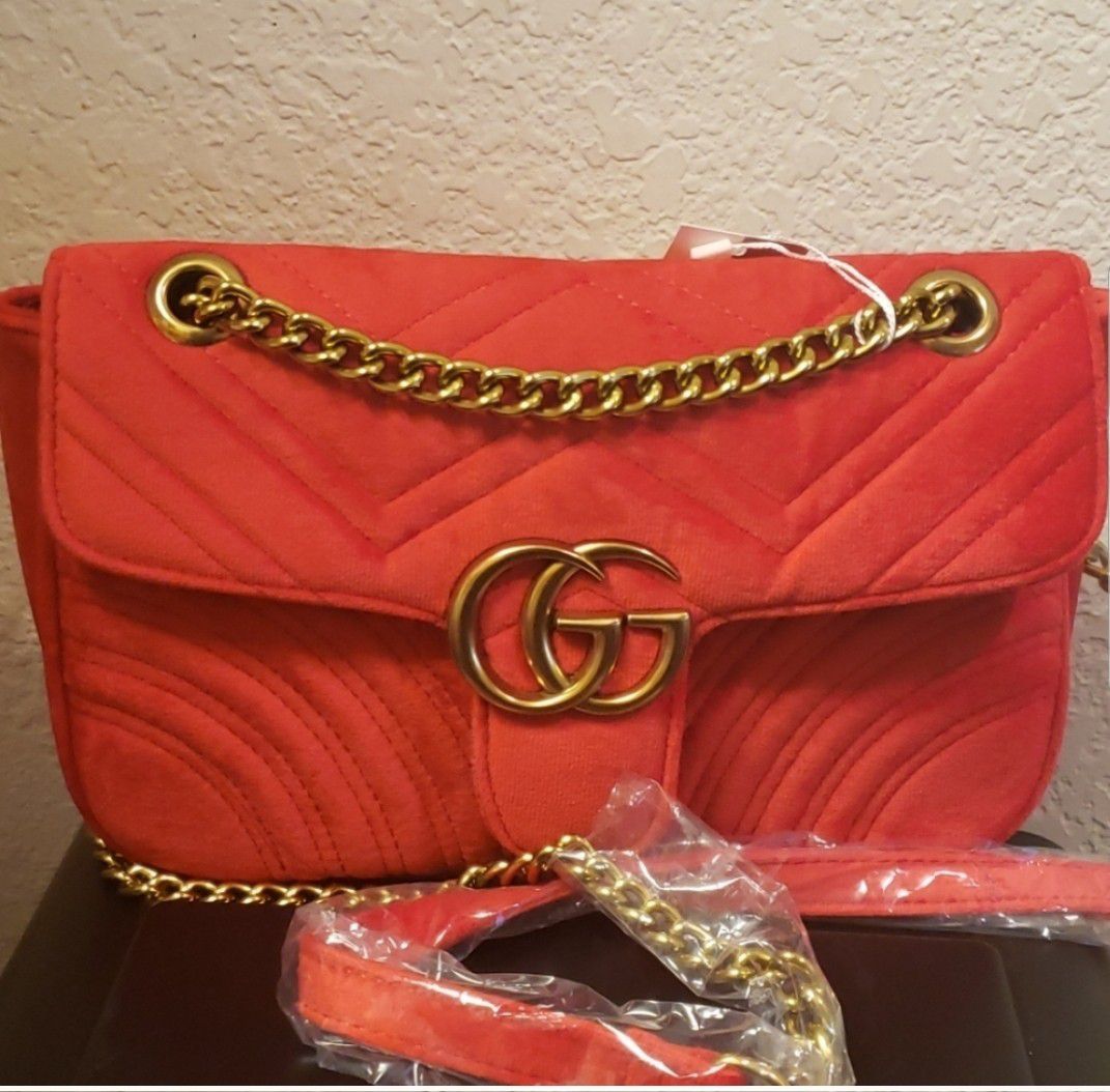 GG Marmont Velvet Shoulder Bag Red Brand New - Offers Welcome for Sale ...