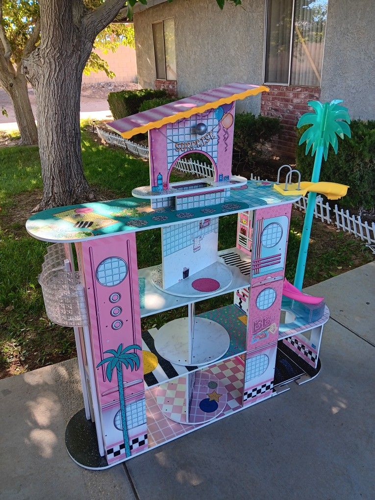 Lol Doll House