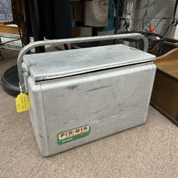 Vintage Pik-Nik Aluminum Cooler