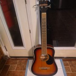 Mitchell Bass guitar