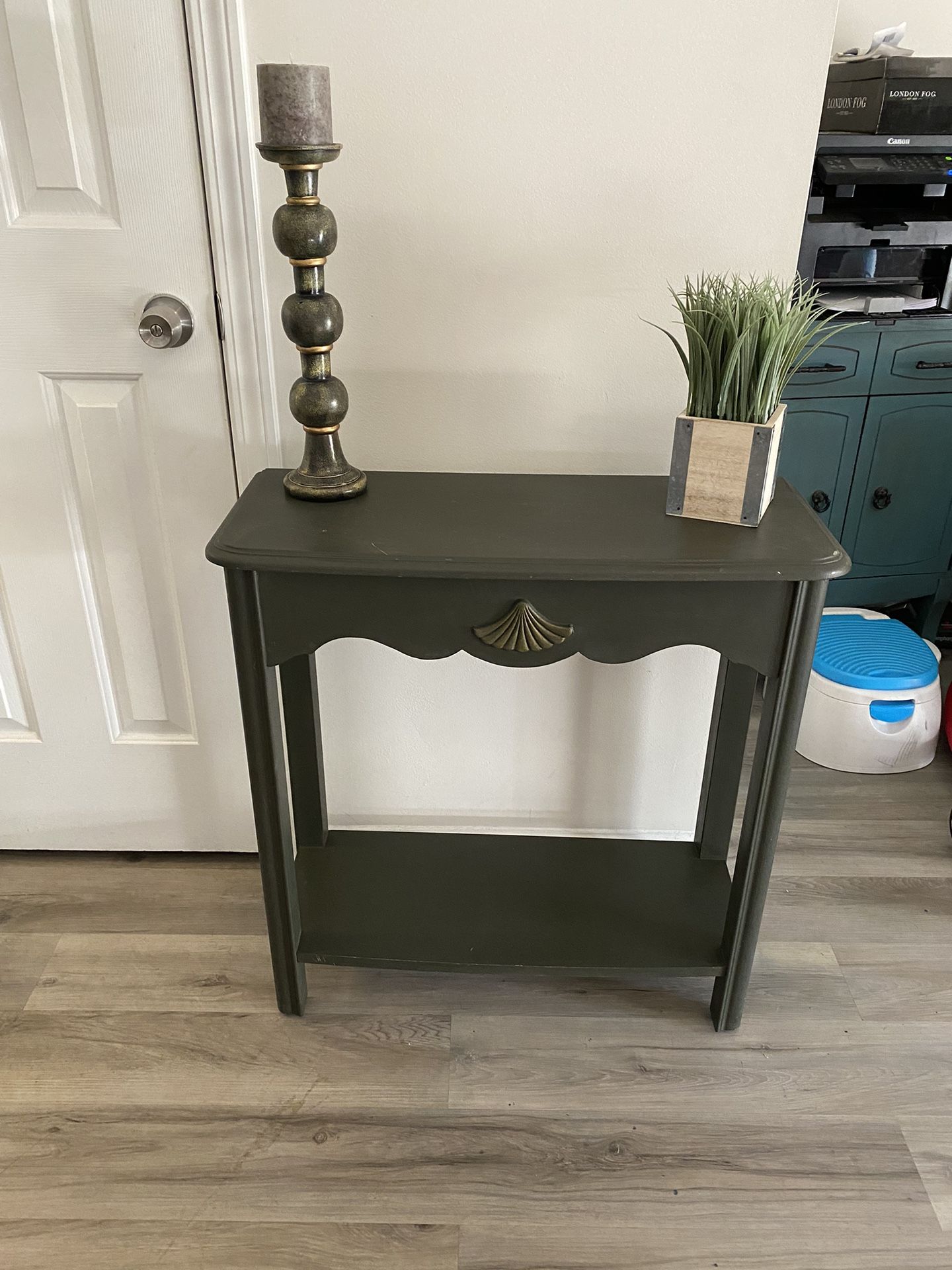 Small Wood Accent Table With Candle Holder And Candle