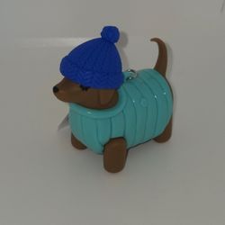 Bundled Up Dog PocketBac Holder