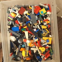 50 Lbs Of Legos (Clean,  No Mega Bloks, Or Any Other Pieces Other Than Lego Sets)