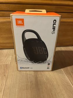 New JBL clip 5 black