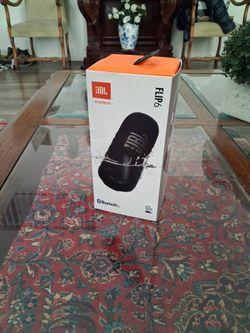 Black Flip 6 JBL Speaker