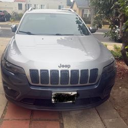 2020 Jeep Cherokee