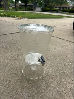 Party Beverage Dispenser 🎉