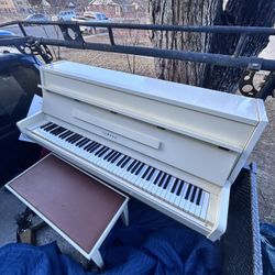 Piano Yamaha upright