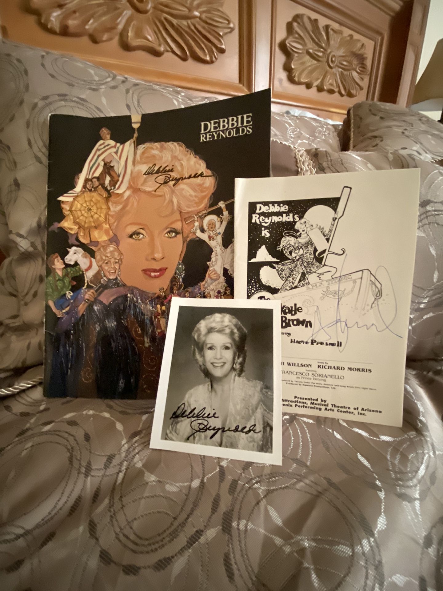 Debbie Reynolds & Harve Presnell’s Autograph