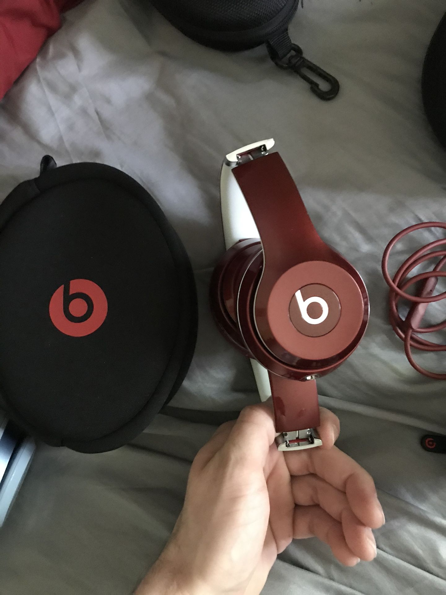Beats Solo 2 Candy Red