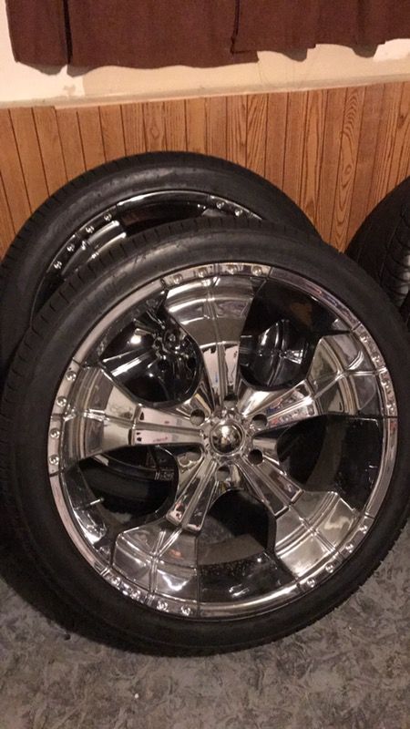 6 Lugg 24 with Tires $750 w tires $450 without