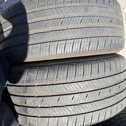 (2) 255/50R19 PAIR OF USED TIRES BRIDGETONE 65% LIFE !!