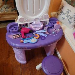 Kids Vanity Set, Stools, Accessories 