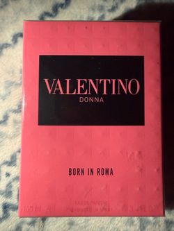 Valentino Born in Roma Donna