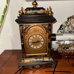 Antique Old Like New Clock Fashion 