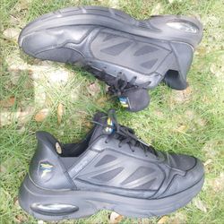 Skechers Low Top Men's Black Athletic Sneakers Lace Up Rubber Outsole