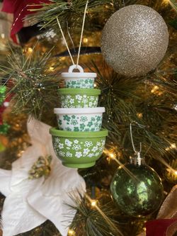 Pyrex Spring Blossom Crazy Daisy Green  Stacking Bowl Chritmas Tree Ornament Decor 3”