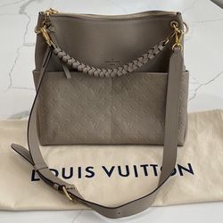 Louis Vuitton Maida Hobo 