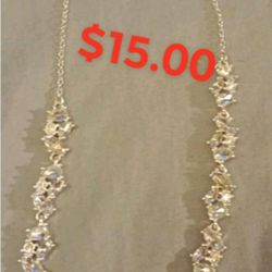 🩷 Necklace - Still Available 