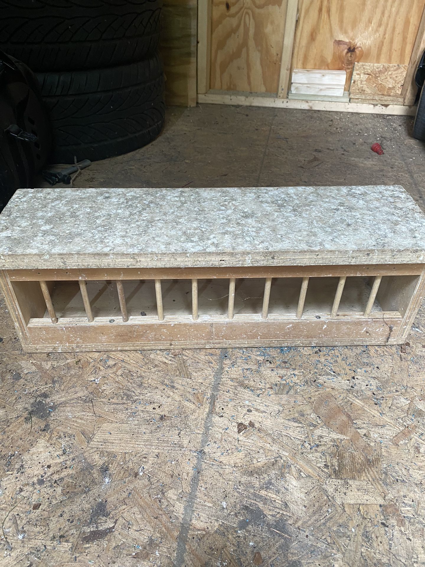 Pigeon Feeder Box