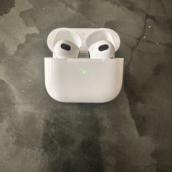 Apple AirPods 4th Generation 