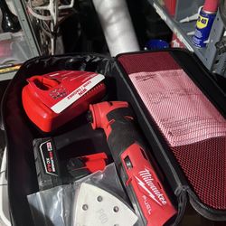 Milwaukee M12 Multi Tool