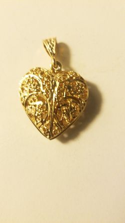Heart medal