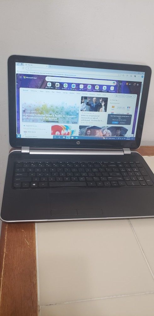 HP Pavillion AMD A6 520 AP2 2.0 Ghz 500 HD 8Gig Ram Webcam DVD Player