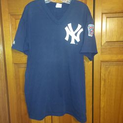 MENS LARGE NEW YORK YANKEES HEYDEN SHIRT