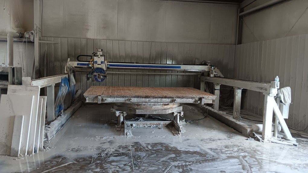 Bridge Saw