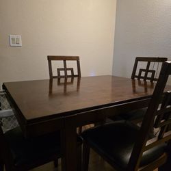 Dining Table Set