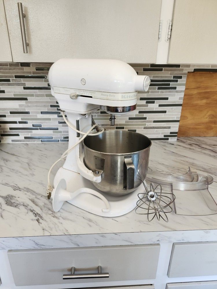 Kitchen Aid 4.5qt Mixer