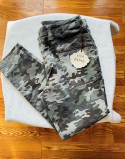 Women's Camo Skinny Jeans Size 16