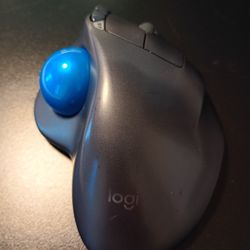 Logitech Wireless Ergonomic Mouse