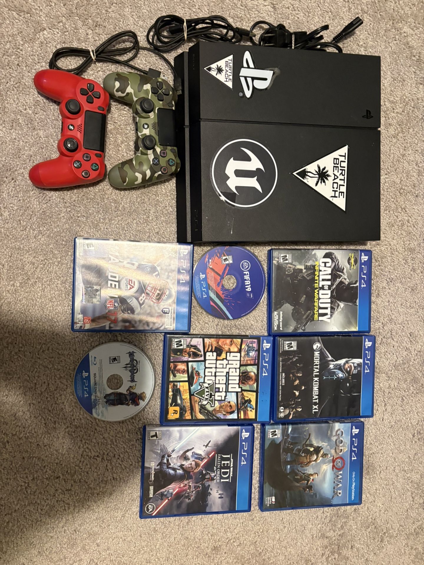 PlayStation 4 PS4 + 8 Games (hablo Espanol)
