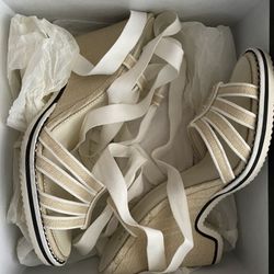 Marc Jacob Strap Wedge size 9