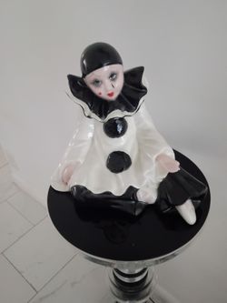 Pierrot clown