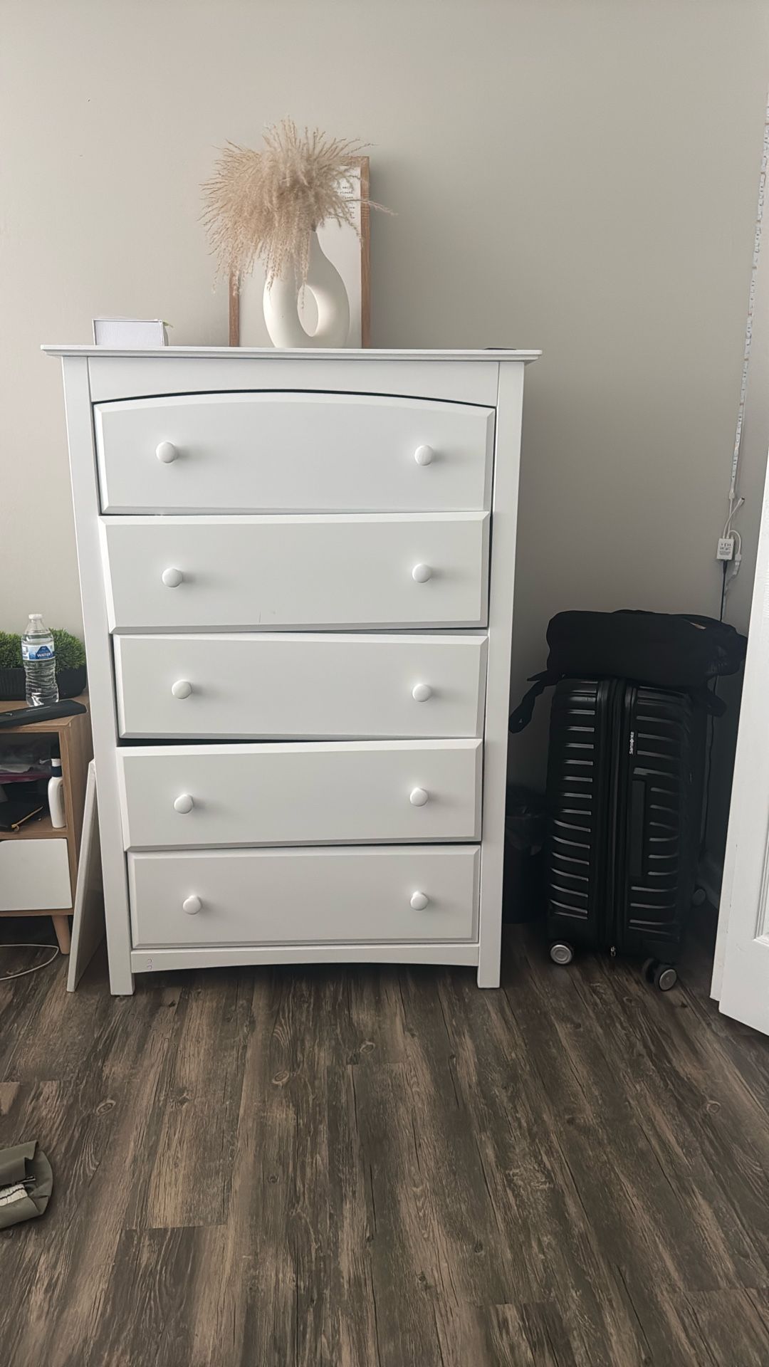 White Dresser