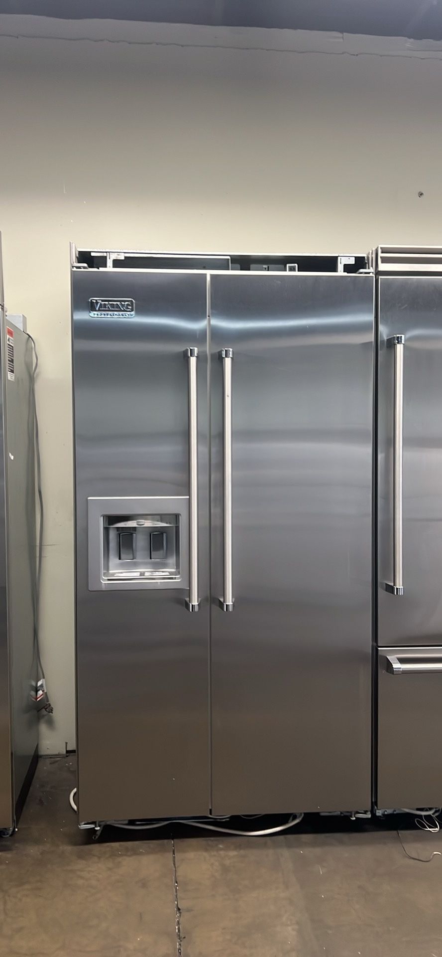 Viking 42”Wide Built In Stainless Steel Side By Side Refrigerator 
