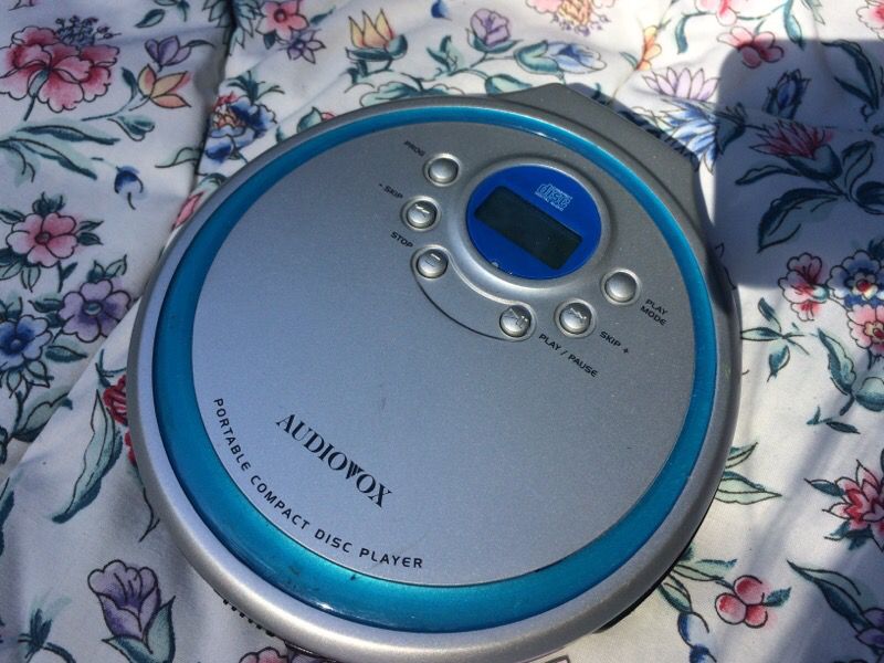 Personal CD player