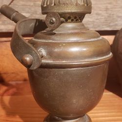 Antique Brass Weighted Gimbal Ship Oil Lamp